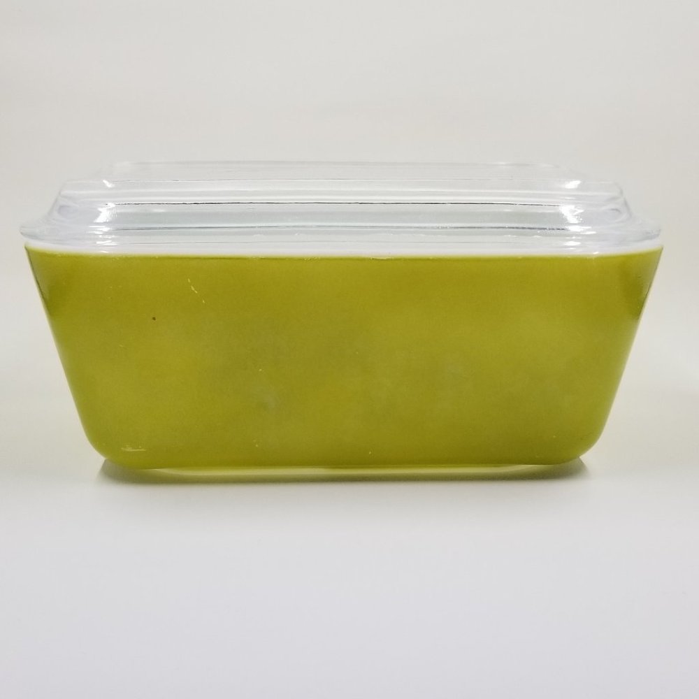 Pyrex # 0502 Verde Green 1½ Pint Rectangle Refrigerator Storage Dish